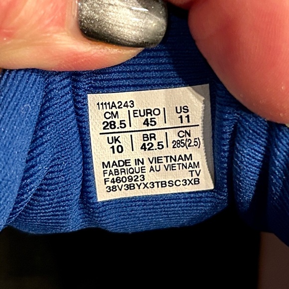 ASICS Men's White and Blue Golf Shoes - Picture 6 of 7